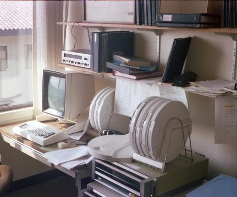 An Alto computer and removable disk packs in Paul McJones’s office at Xerox PARC in 1980.